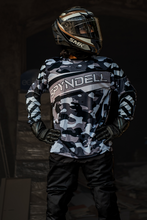 Load image into Gallery viewer, Frostwild Camo Men’s Riding Jersey
